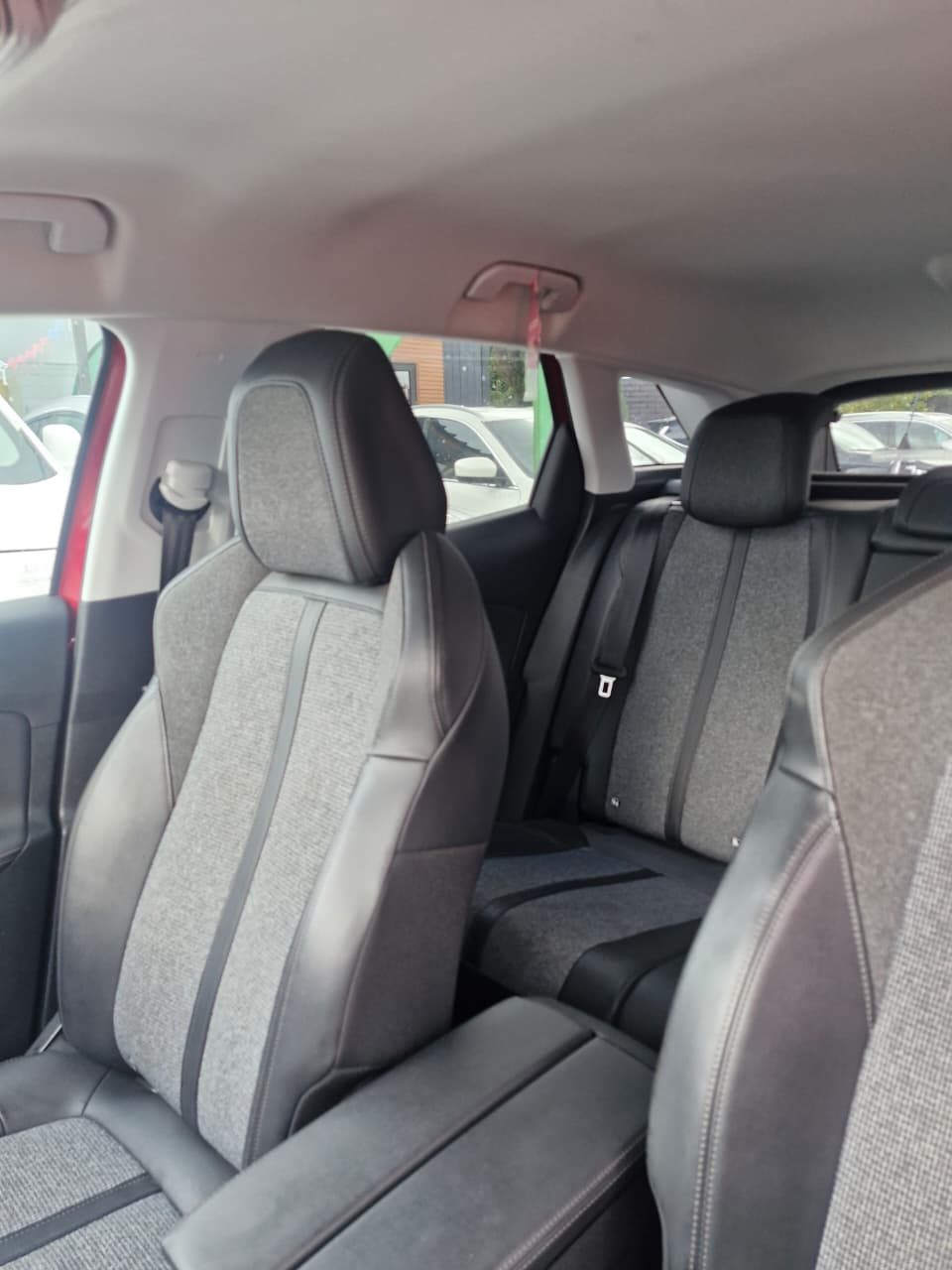 Peugeot 3008 Allure Blue Hdi — foto 9 de 12